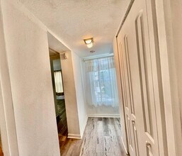 332 Sunshine Dr in Coconut Creek, FL - Building Photo - Building Photo