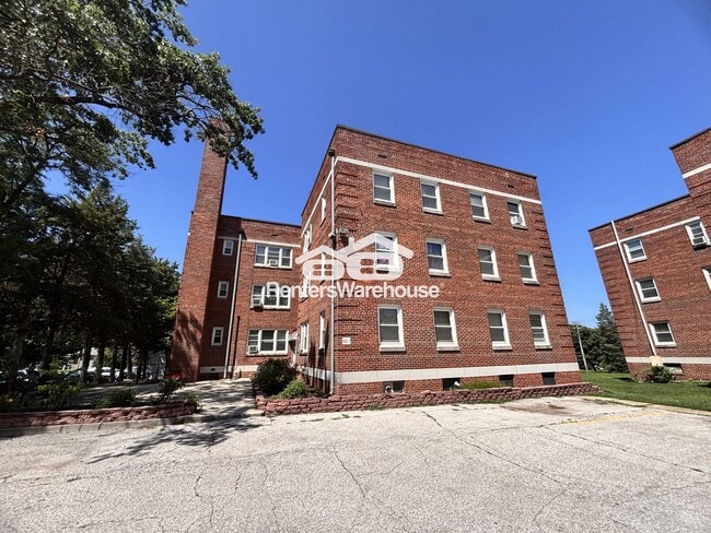 property at 4200 Grand Ave