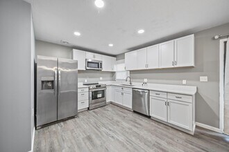 746 Lancaster Ave in Reynoldsburg, OH - Building Photo - Building Photo