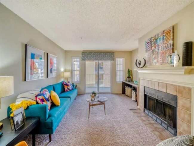 The Views at Laurel Lakes in Laurel, MD - Foto de edificio - Building Photo