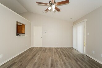 4038 Knollwood Ave in Franklin, IN - Building Photo - Building Photo