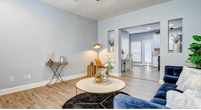 18927 Crescent Fountain Rd