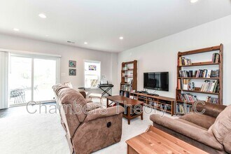 24797 Scarlet Maple Ct in Stone Ridge, VA - Building Photo - Building Photo