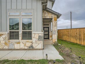 2800 Sebring Cir in Austin, TX - Building Photo - Building Photo