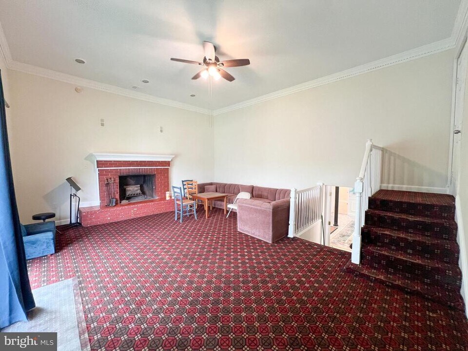 10209 Douglas Ave in Silver Spring, MD - Building Photo