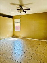 3027 Summer Cruise Dr in Valrico, FL - Building Photo - Building Photo