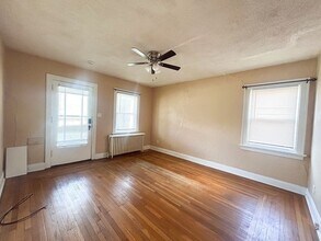 6338 Hamilton Ave in Cincinnati, OH - Building Photo - Building Photo