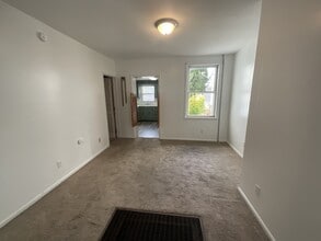 40 S Bedford St in Carlisle, PA - Building Photo - Building Photo