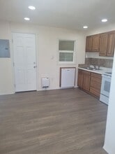 107 N Yost St in Kennewick, WA - Building Photo - Building Photo