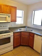 4201 N 20th St-Unit -202 in Phoenix, AZ - Building Photo - Building Photo