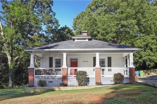 property at 2151 Pryor Rd SW