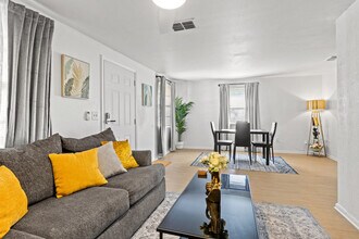 3721 E Clifton St in Tampa, FL - Building Photo - Building Photo