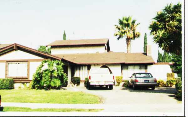 1905 E Coral Ave in Orange, CA - Foto de edificio - Building Photo