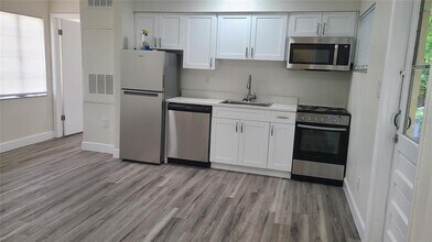 106 Chesapeake Ave in Tampa, FL - Building Photo - Building Photo