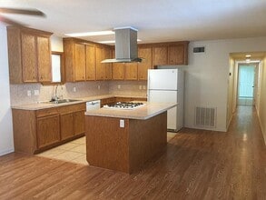 723 Winnie St in Galveston, TX - Building Photo - Building Photo