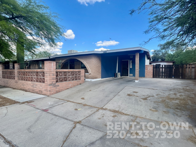 7398 N Patriot Dr in Tucson, AZ - Building Photo