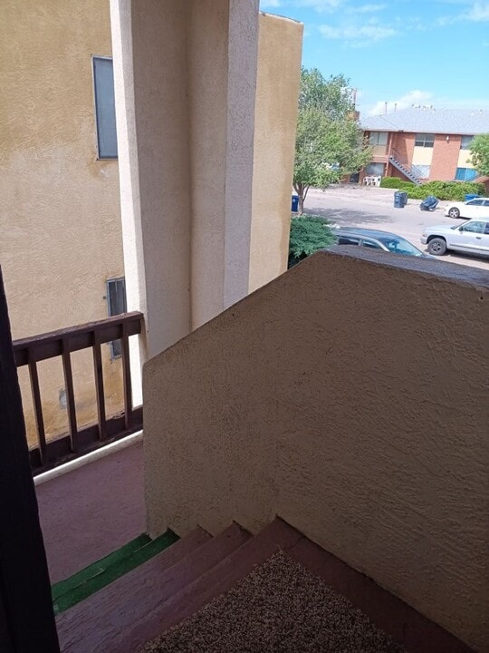 304 Dunes Pl SE in Albuquerque, NM - Foto de edificio
