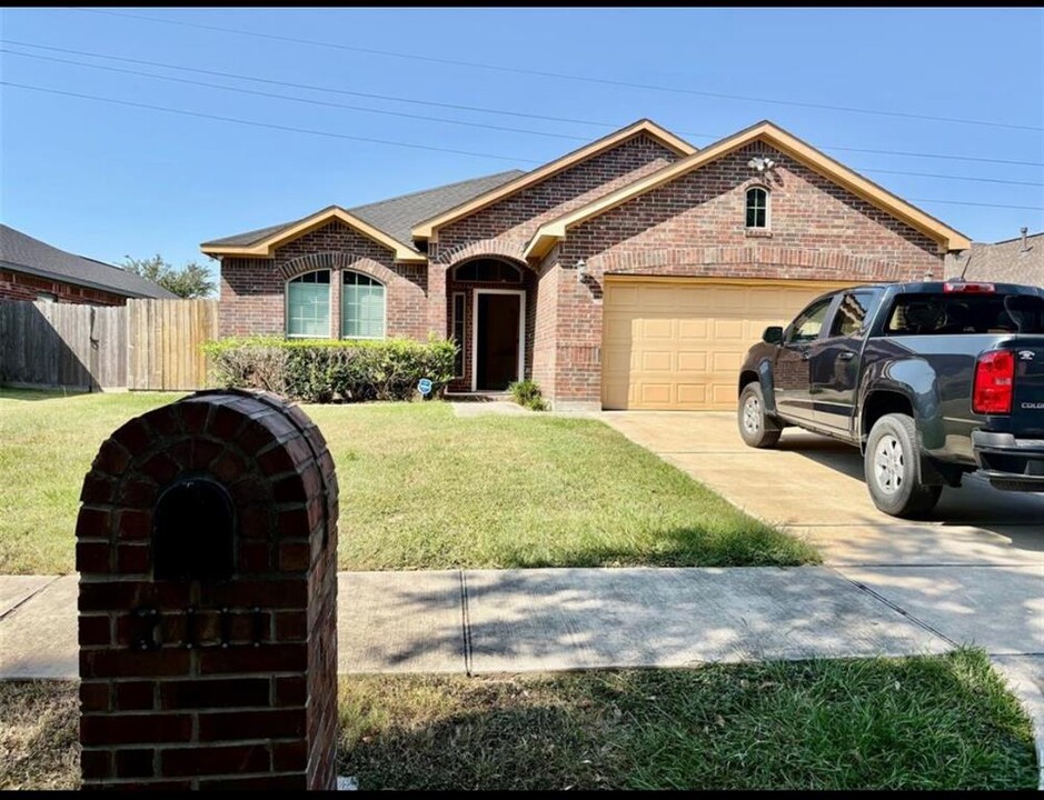 2111 Oakwell Ln in Katy, TX - Building Photo