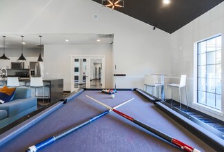 Slate Creek in Roseville, CA - Building Photo - Interior Photo