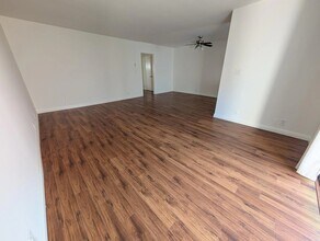 520 Hayworth Ave in Los Angeles, CA - Building Photo - Building Photo