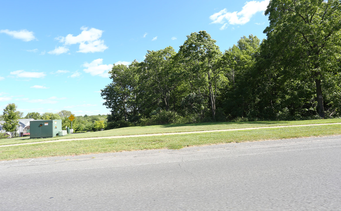 Nott’s Landing West in Schenectady, NY - Building Photo