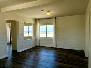 3289 Ocean Dr in Oxnard, CA - Foto de edificio - Building Photo