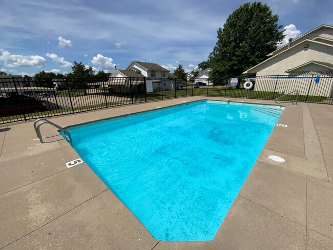 1713 Steamboat Ln in Columbia, MO - Building Photo - Building Photo