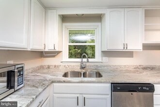10226 Catharpin Rd in Spotsylvania, VA - Building Photo - Building Photo