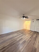 160 SW 117th Terrace in Pembroke Pines, FL - Building Photo - Building Photo