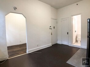 SECOND AVENUE, Unit 5A in New York, NY - Foto de edificio - Building Photo