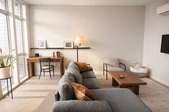 211 W Mineral St in Milwaukee, WI - Building Photo - Building Photo