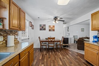 108 Effie Ave in Norfolk, VA - Foto de edificio - Building Photo
