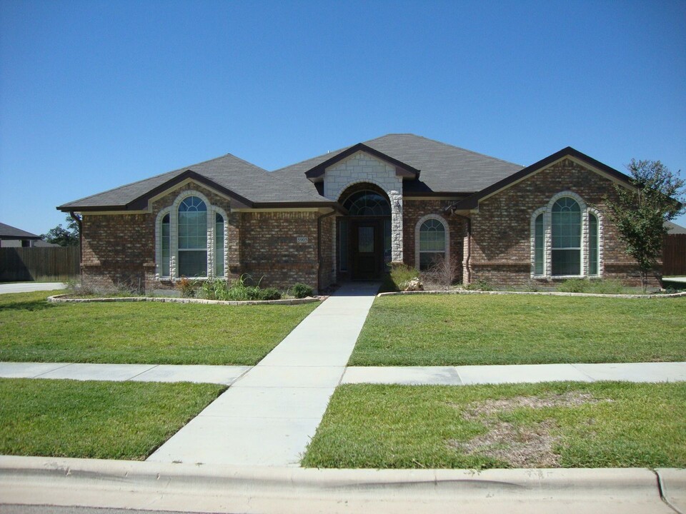 5905 SPC Laramore Dr in Killeen, TX - Building Photo