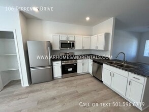 106 Terrence Dr in Beebe, AR - Building Photo - Building Photo