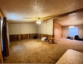 33 Allen St in Heltonville, IN - Building Photo - Building Photo