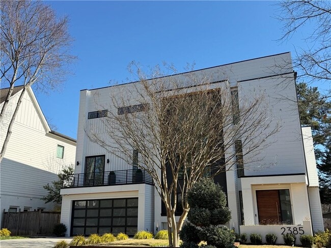 2385 Nesbitt Dr NE in Atlanta, GA - Building Photo - Building Photo