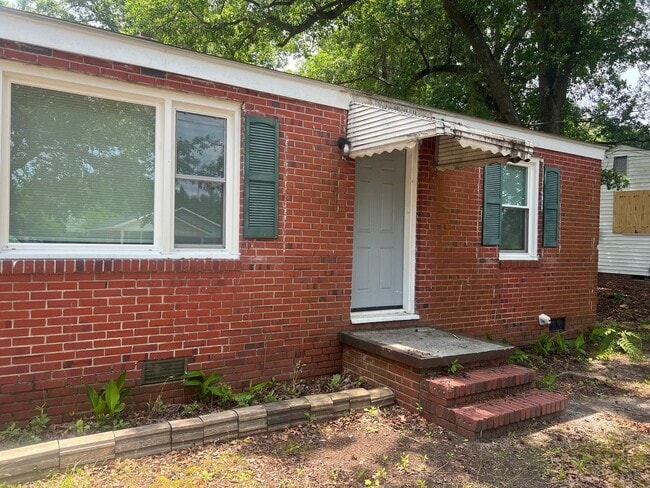property at 423 St Paul St