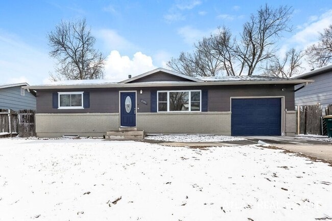 property at 2311 Sonoma Dr