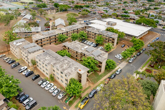 Manana Gardens in Pearl City, HI - Foto de edificio - Building Photo