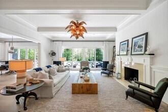 22 E Woods Path in Sagaponack, NY - Building Photo - Building Photo