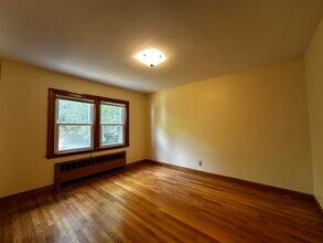 11 Mead Rd in Arlington, MA - Building Photo - Building Photo