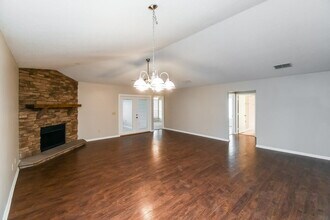 1653 Spring Oaks Ln in Jacksonville, FL - Building Photo - Building Photo