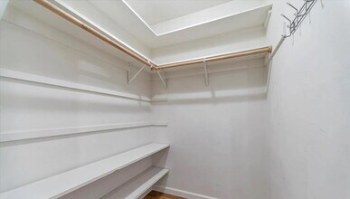 4012 Farm Hill Blvd in Redwood City, CA - Building Photo - Building Photo