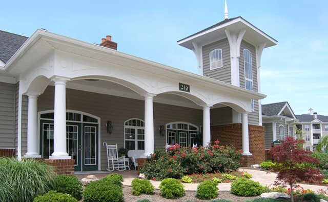 Eagle Harbor Apartments in Carrollton, VA - Foto de edificio - Building Photo