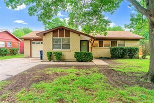 4716 Fawn Dr in Fort Worth, TX - Building Photo