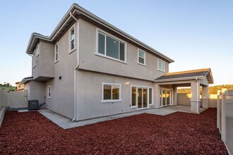 8541 Grove Hill Ct in Lemon Grove, CA - Building Photo - Building Photo