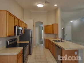 12566 W Monterey Way in Avondale, AZ - Building Photo - Building Photo