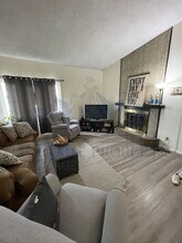 1101 E Renshaw St in Laramie, WY - Building Photo - Building Photo