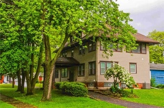 2162 Culver Rd in Rochester, NY - Building Photo - Building Photo
