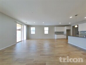 30705 Arrow Leaf Ln in Murrieta, CA - Building Photo - Building Photo